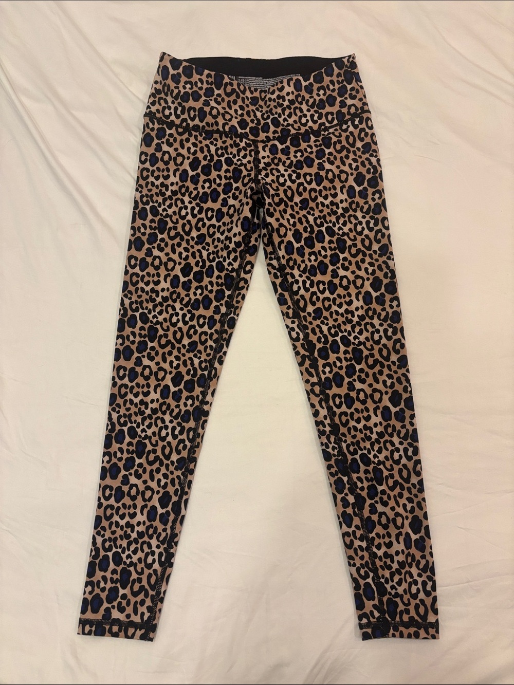 Victoria's Secret Sport Leopard Print Leggings in Tan, Black and Blue